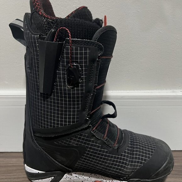 $695 Burton SLX Snowboard Boots!  7.5 Black Grid Great Condition Top of the Line
